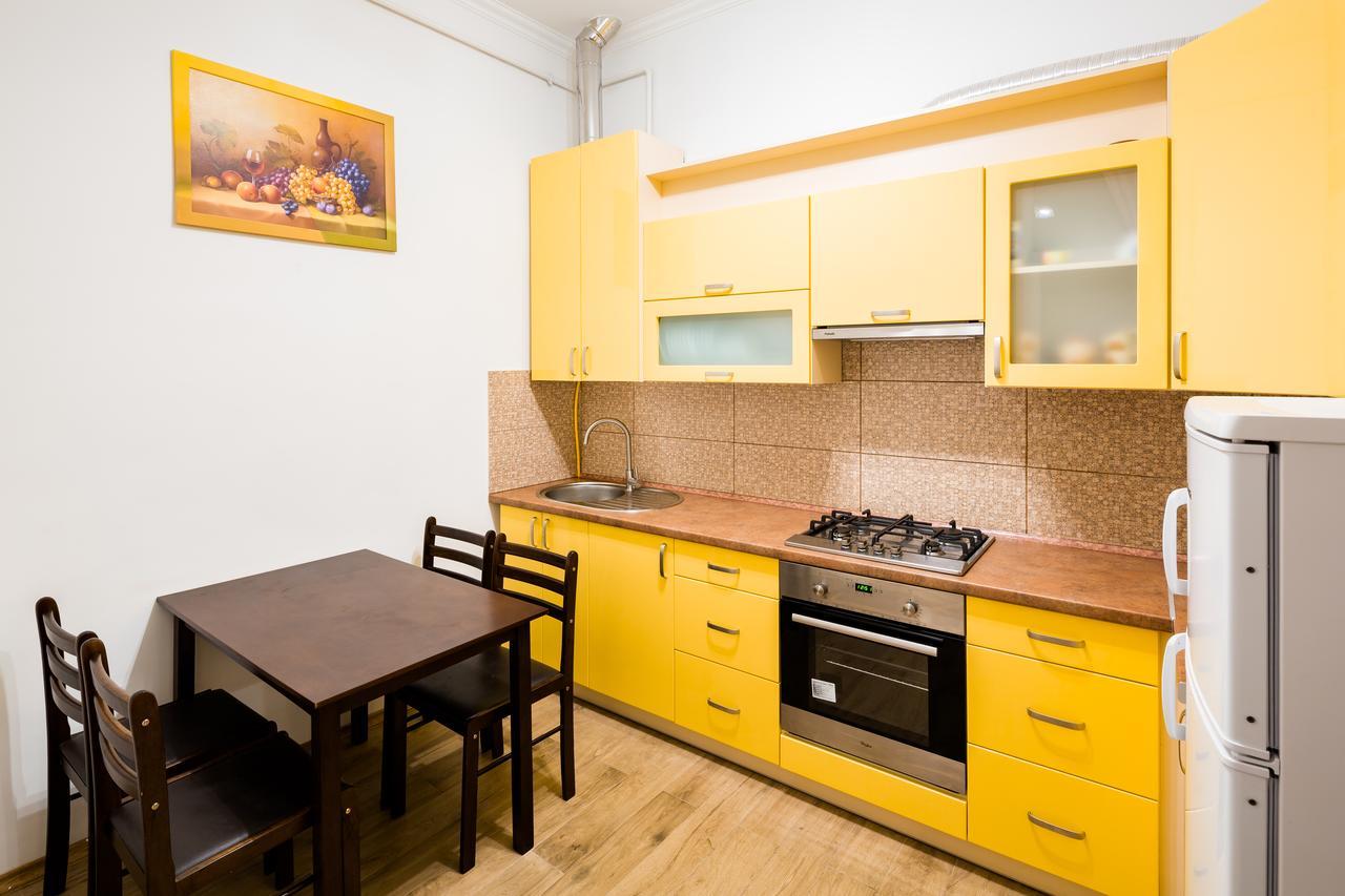 Bright And Cozy Apart With Balcony Leópolis Exterior foto